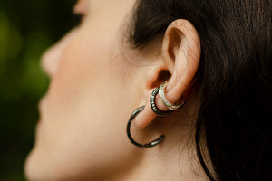 Cercei earcuff cu pietre
